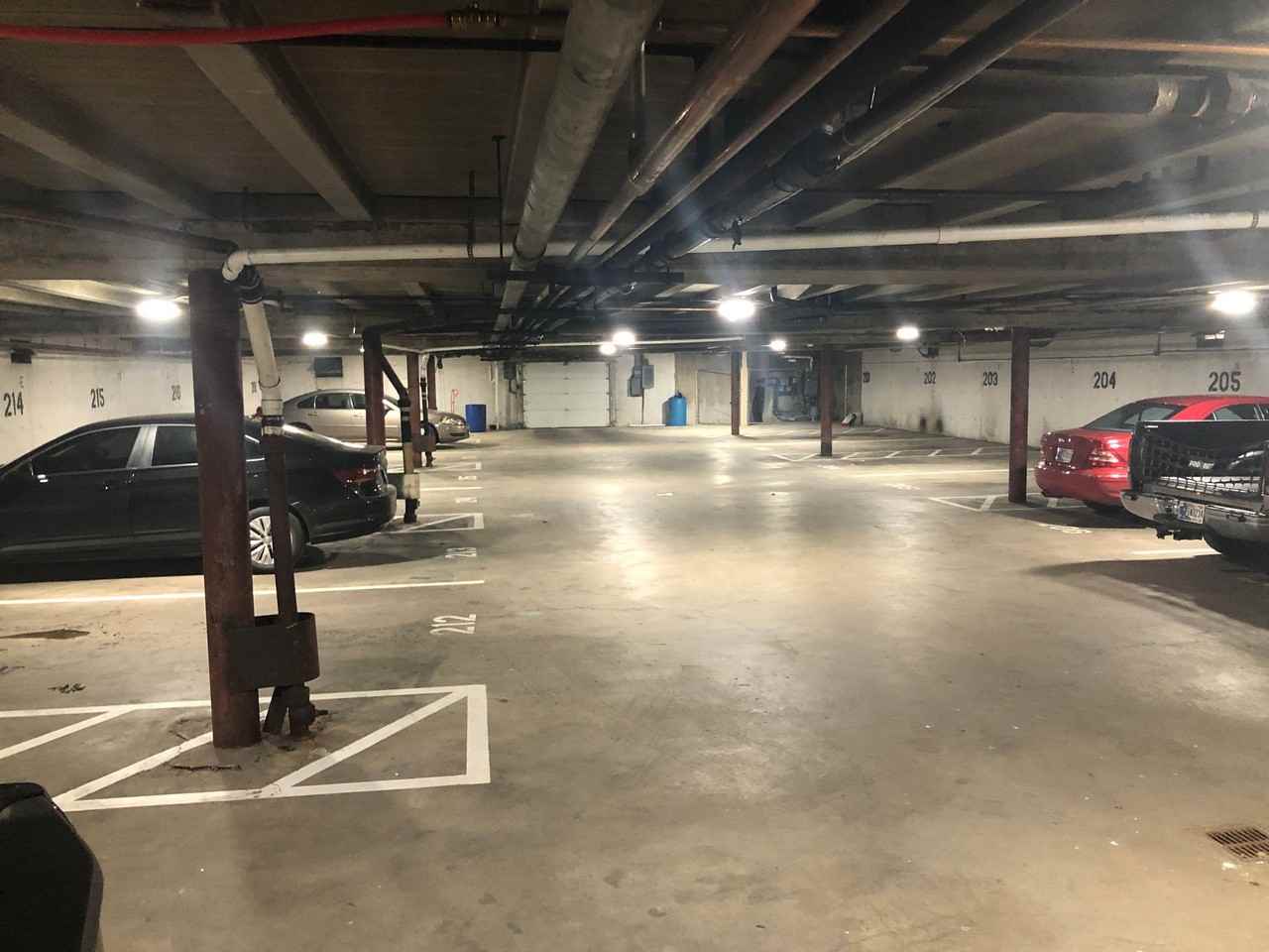 Regency House Apartments - Photo 5 of 6