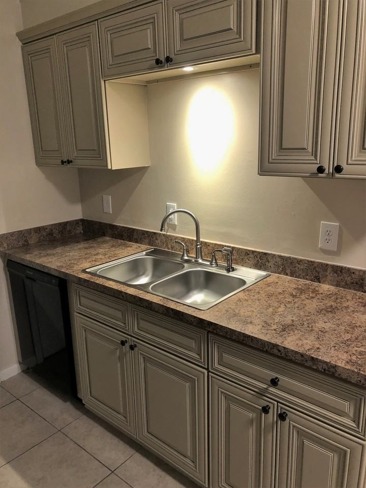 605 San Benito Ct - Photo 6 of 14