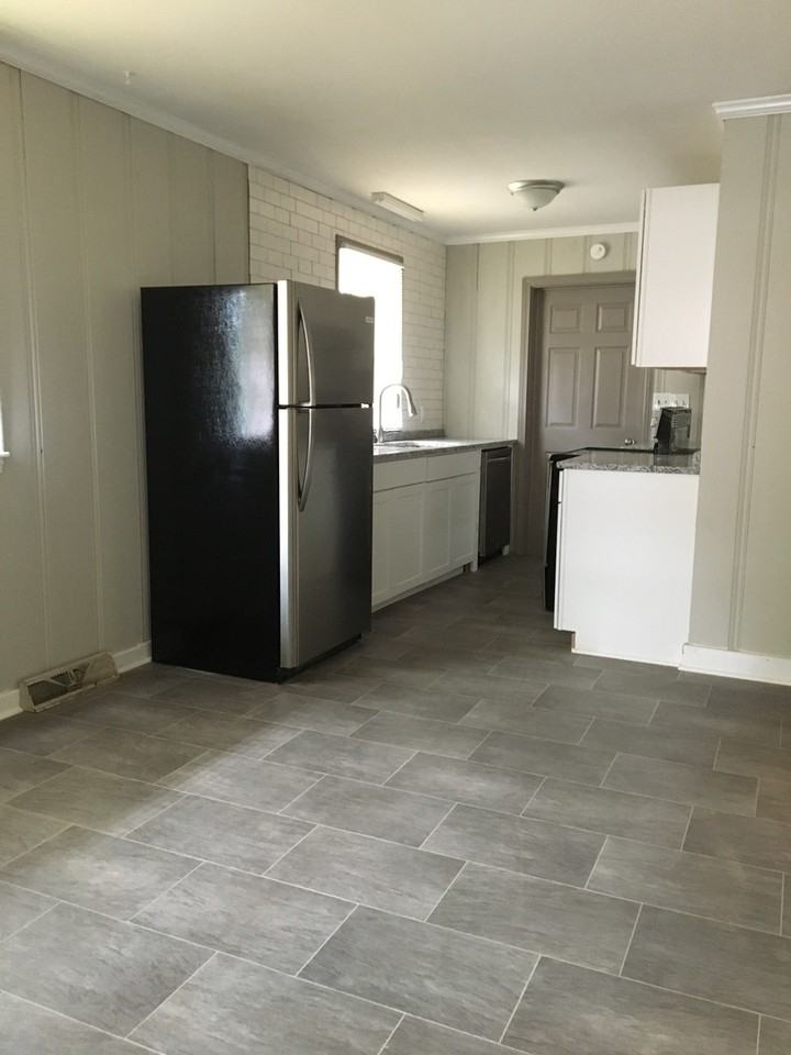 2707 Holt Dr - Photo 5 of 20