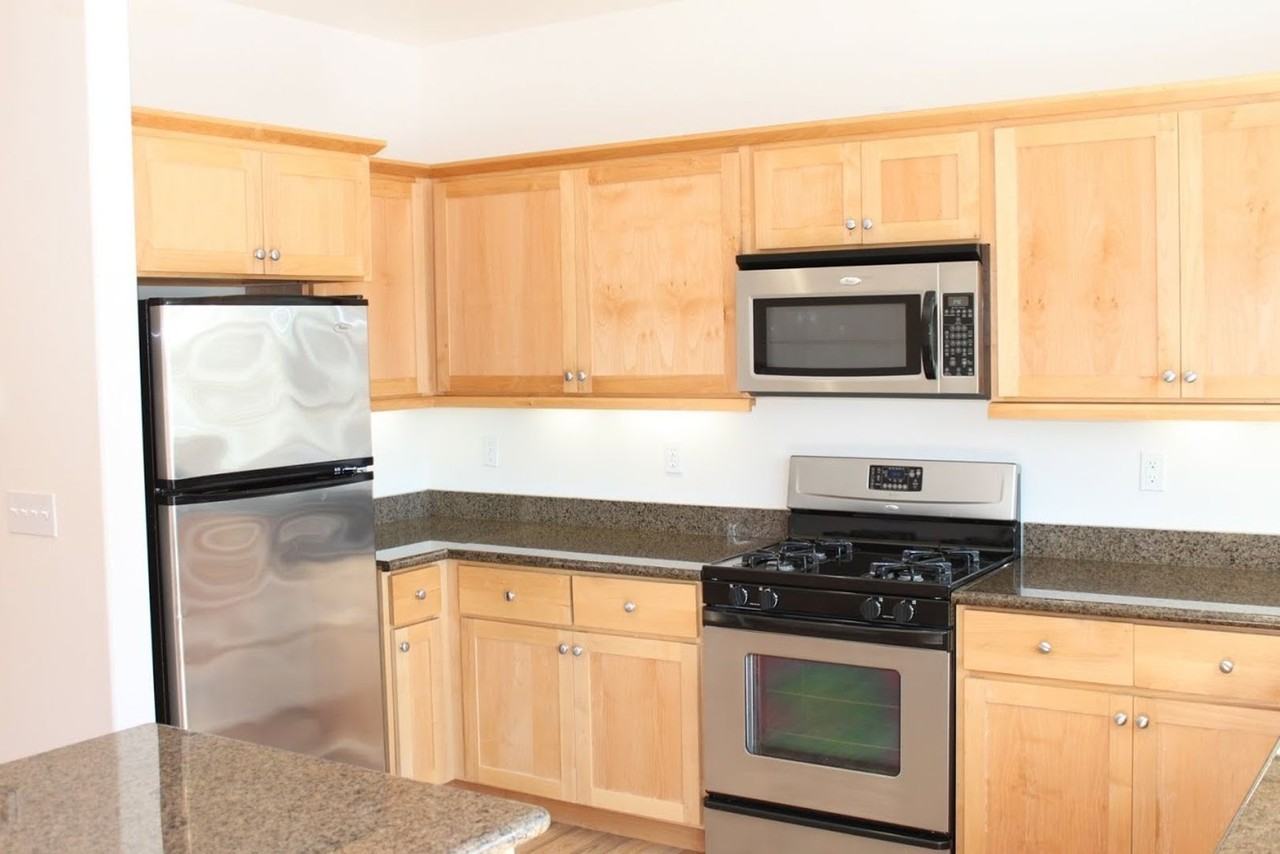 491 N Chorro St - Photo 4 of 22