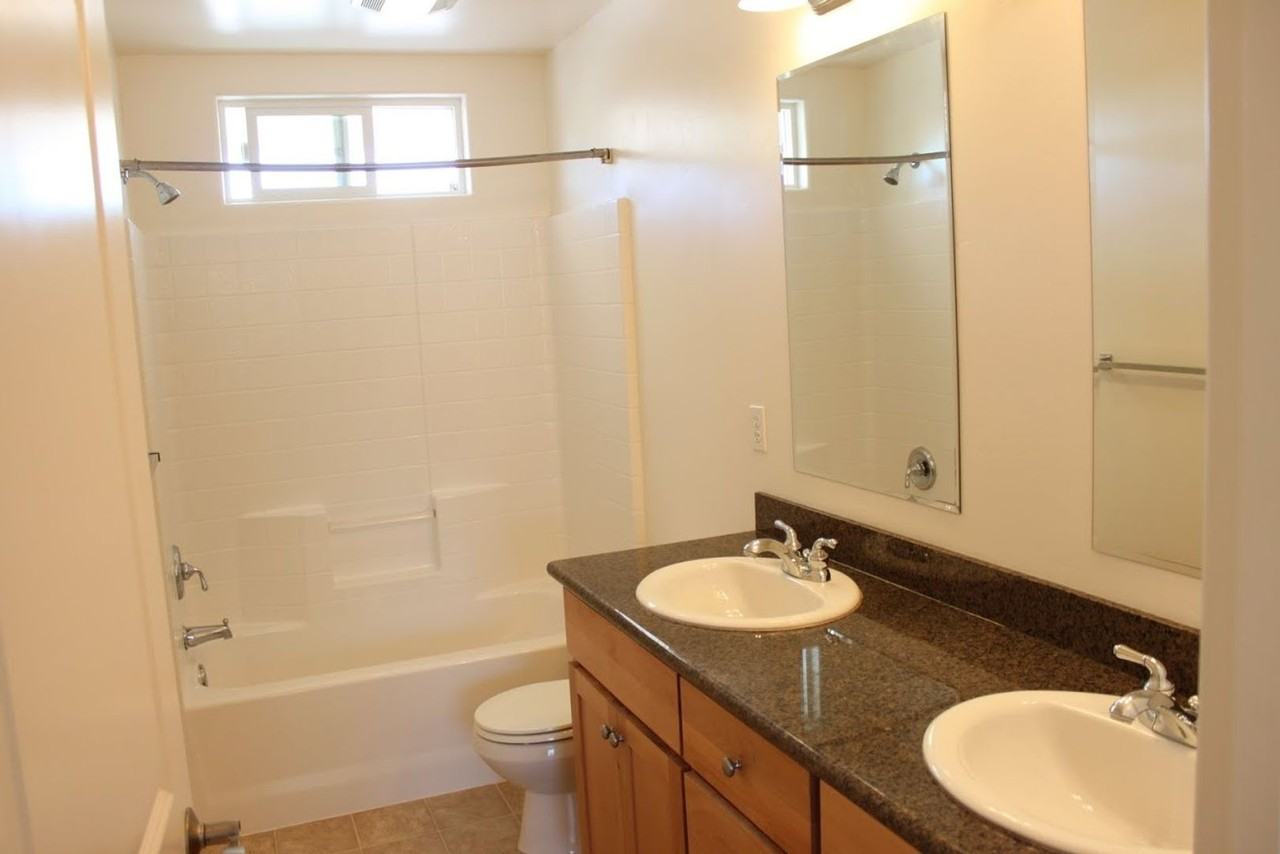 491 N Chorro St - Photo 6 of 22