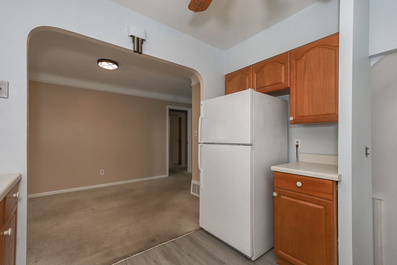 1624 Overbrook Rd - Photo 4 of 17