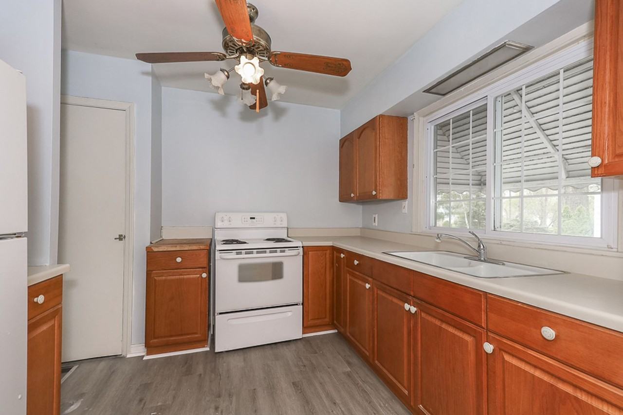 1624 Overbrook Rd - Photo 5 of 17