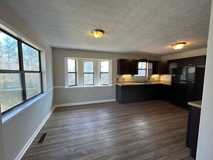 901 Locke Dr - Photo 1 of 1