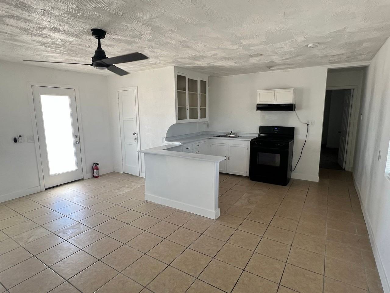 6104 Chia Ave - Photo 7 of 18
