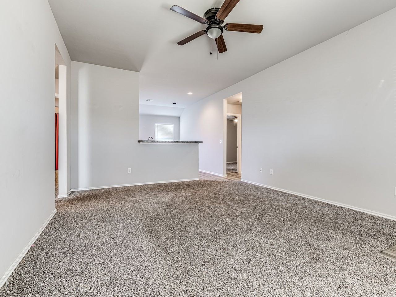 1913 Oak Valley Way - Photo 6 of 24