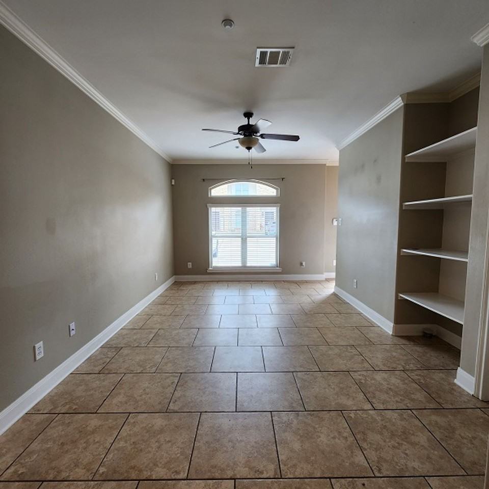 226 Parrott Dr - Photo 3 of 32