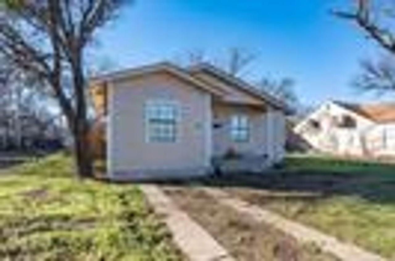 1949 Sandefer St - Photo 2 of 31