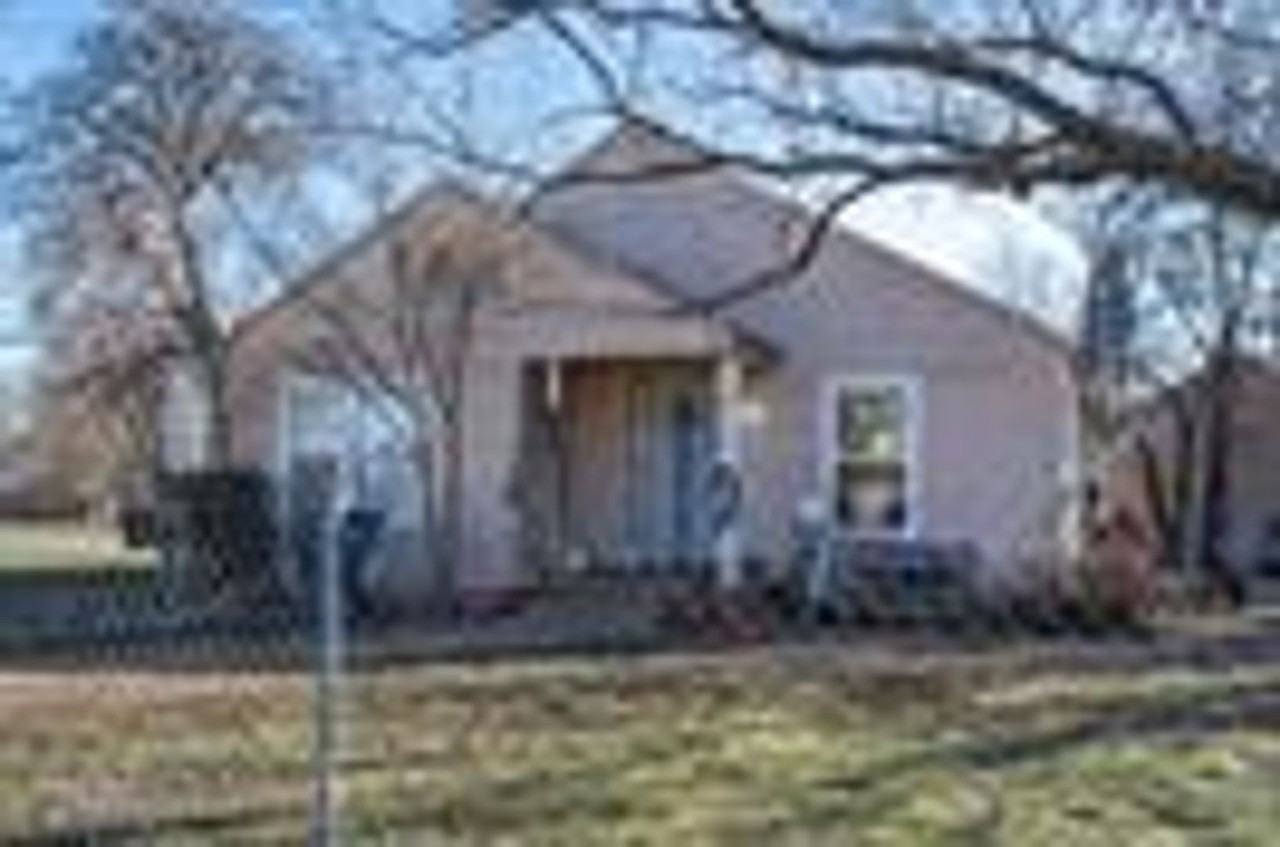 1949 Sandefer St - Photo 3 of 31