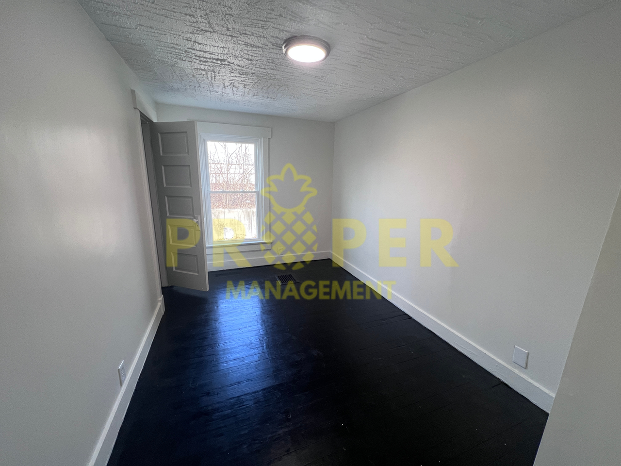 1004 Haviland Ave - Photo 3 of 12