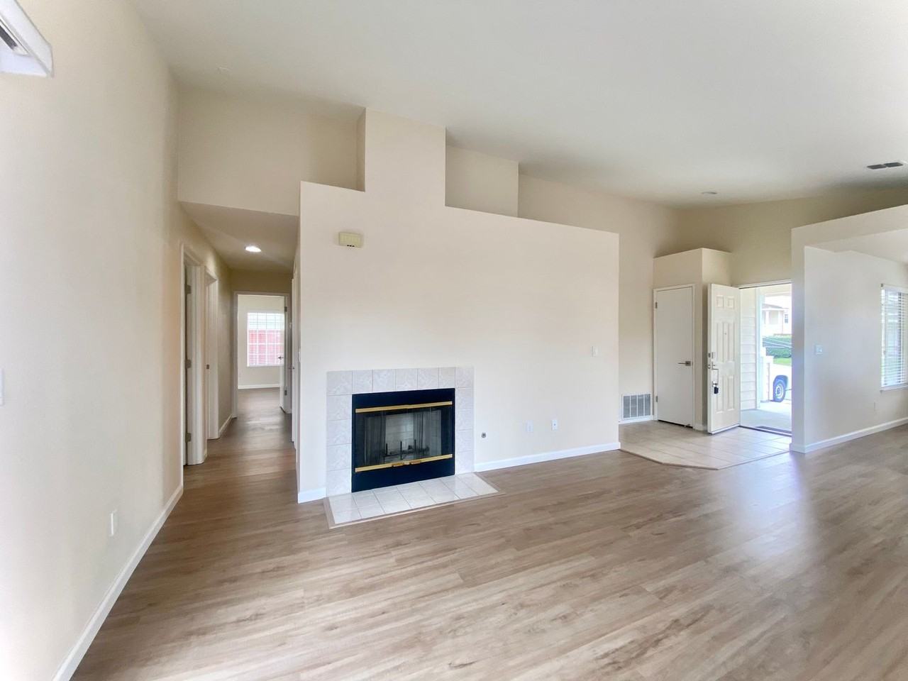 40290 Strawflower Way - Photo 3 of 16