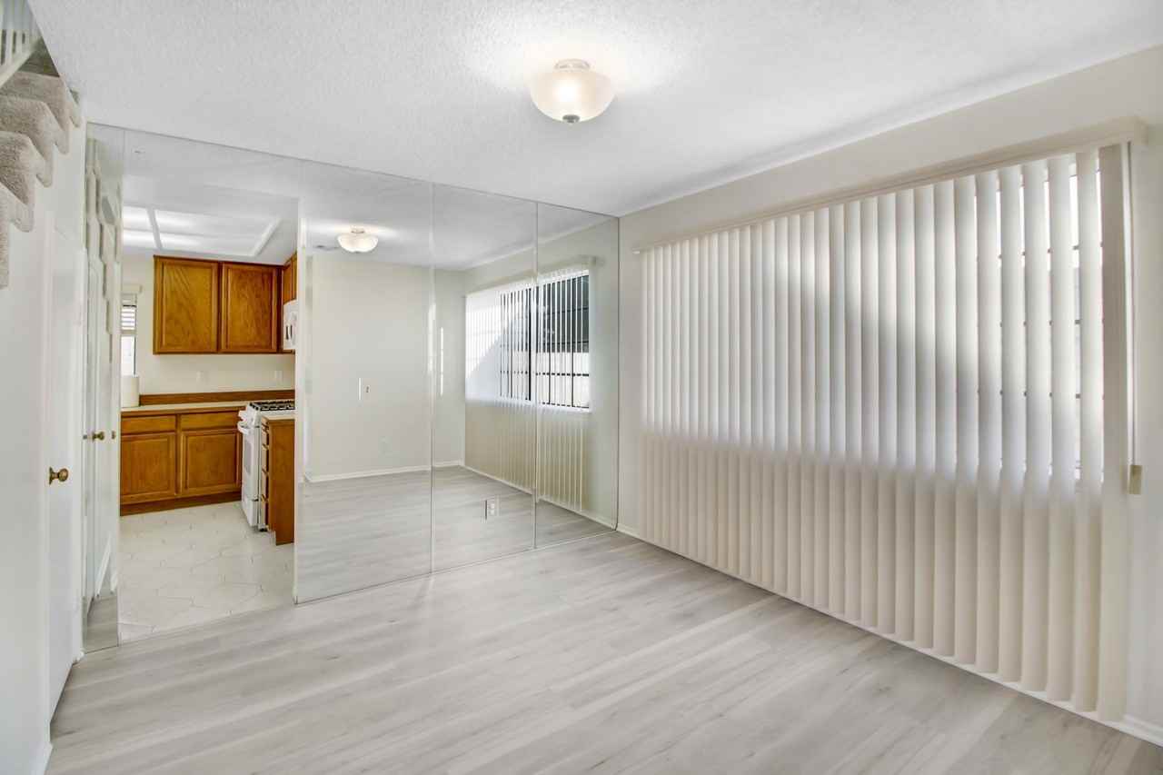 22 S Dearborn St - Photo 7 of 27