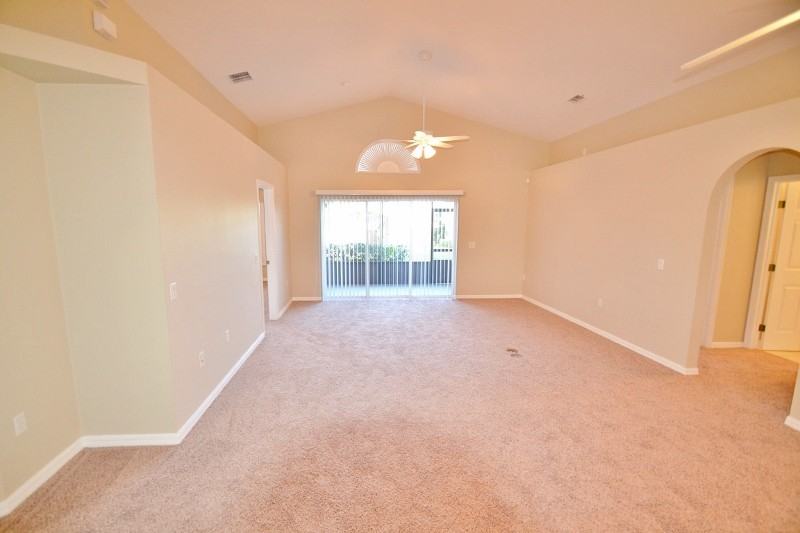 314 Regency St - Photo 3 of 11