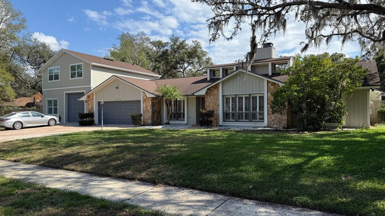 2272 Bent Oak Dr - Photo 2 of 50