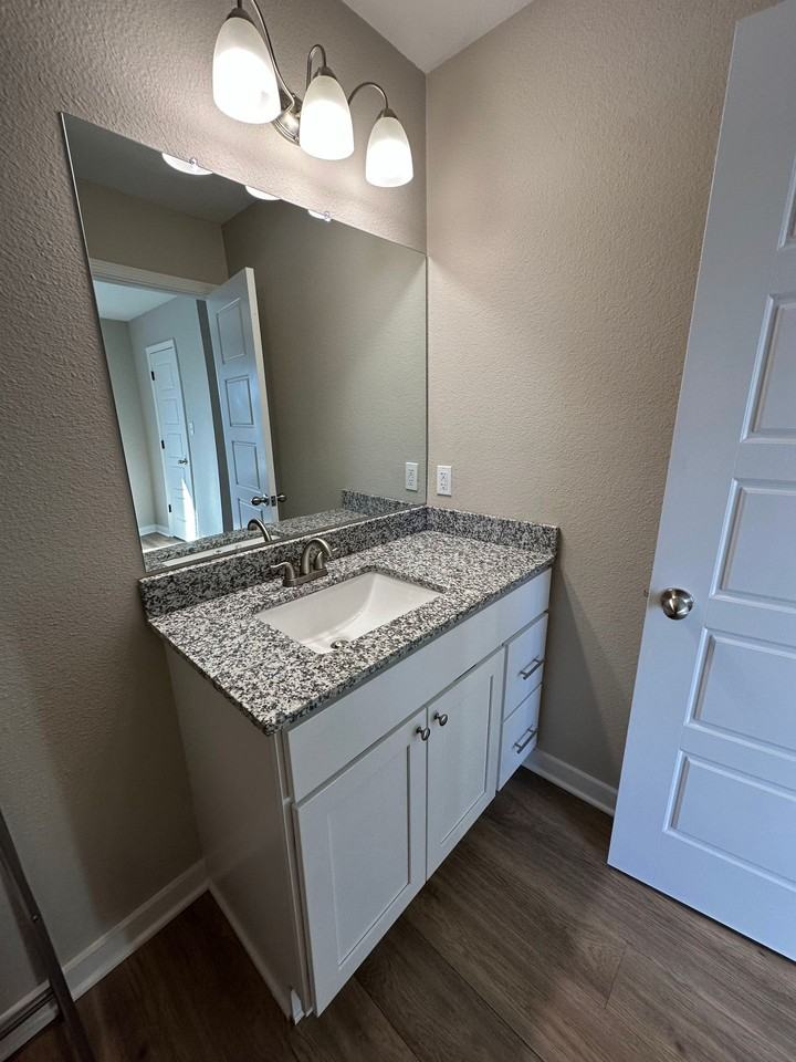 Parkway Townhomes - Photo 3 of 32