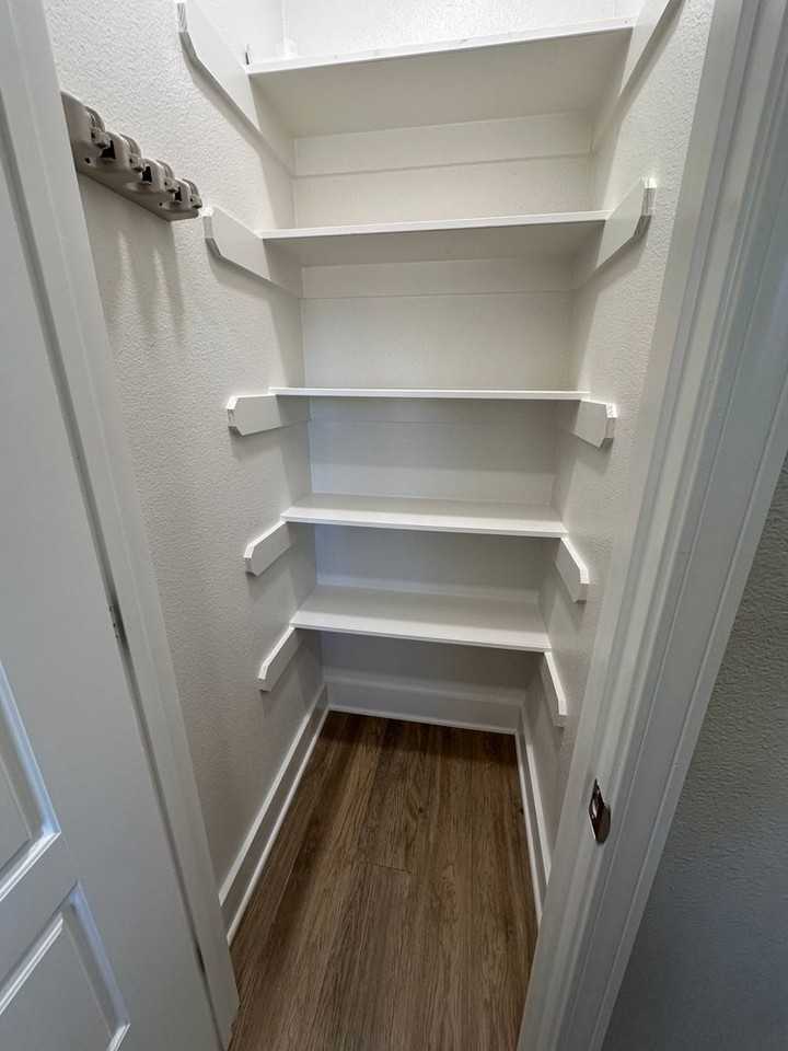 Parkway Townhomes - Photo 3 of 12