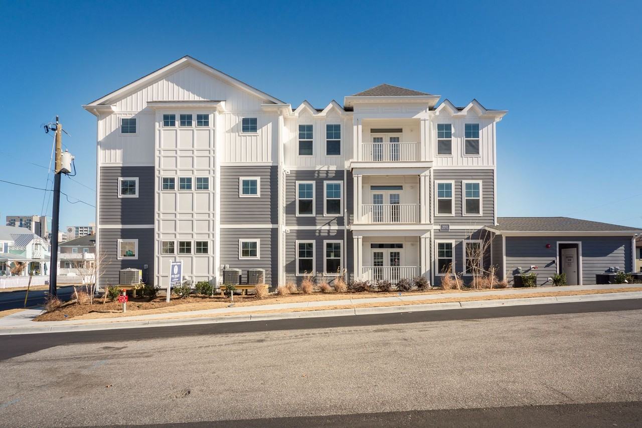 Seashore @34th Street Apartments - Photo 2 of 50