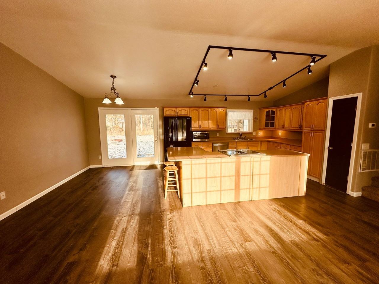 1931 W Cottonwood Creek Dr - Photo 2 of 25