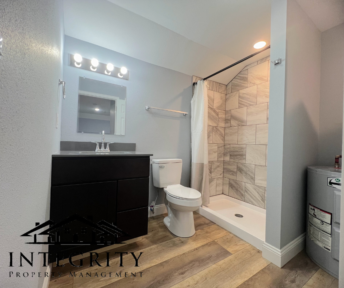 802 Historic 66 W - Photo 7 of 10