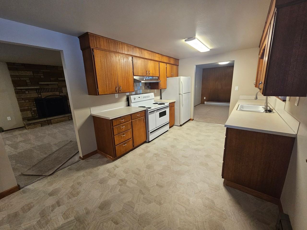 2008 152nd St E - Photo 5 of 17