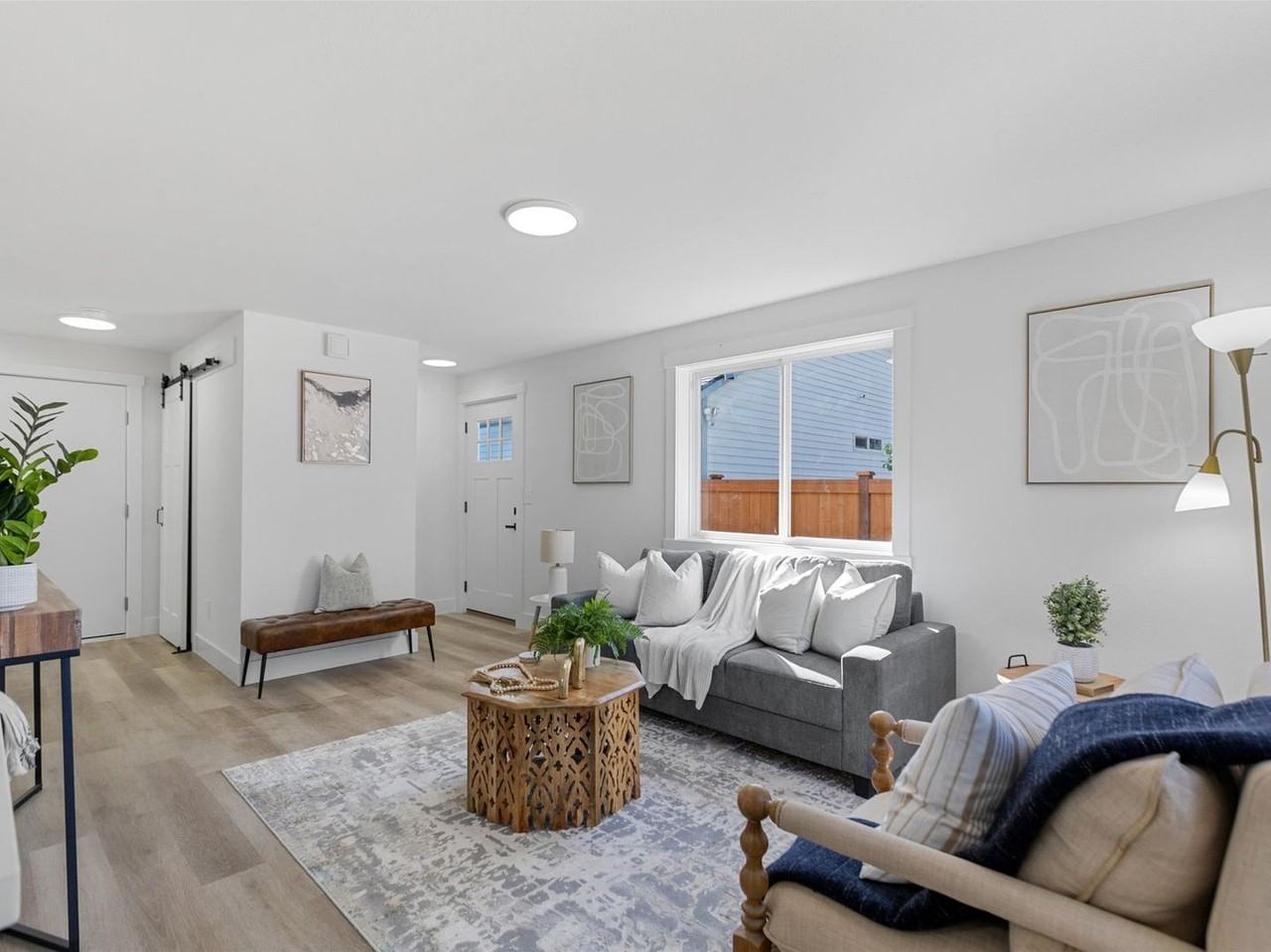 2718 179th Pl Ne - Photo 3 of 16