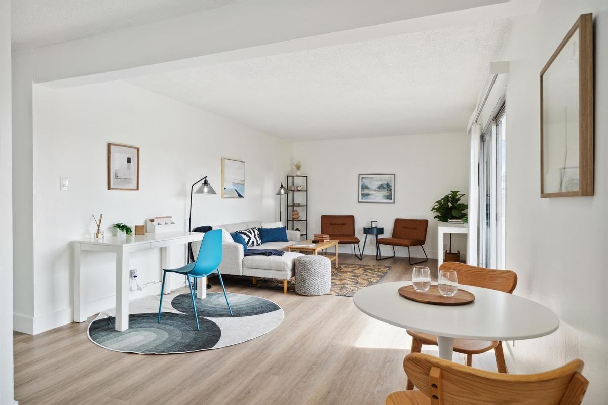 544 Central Ave - Photo 6 of 18