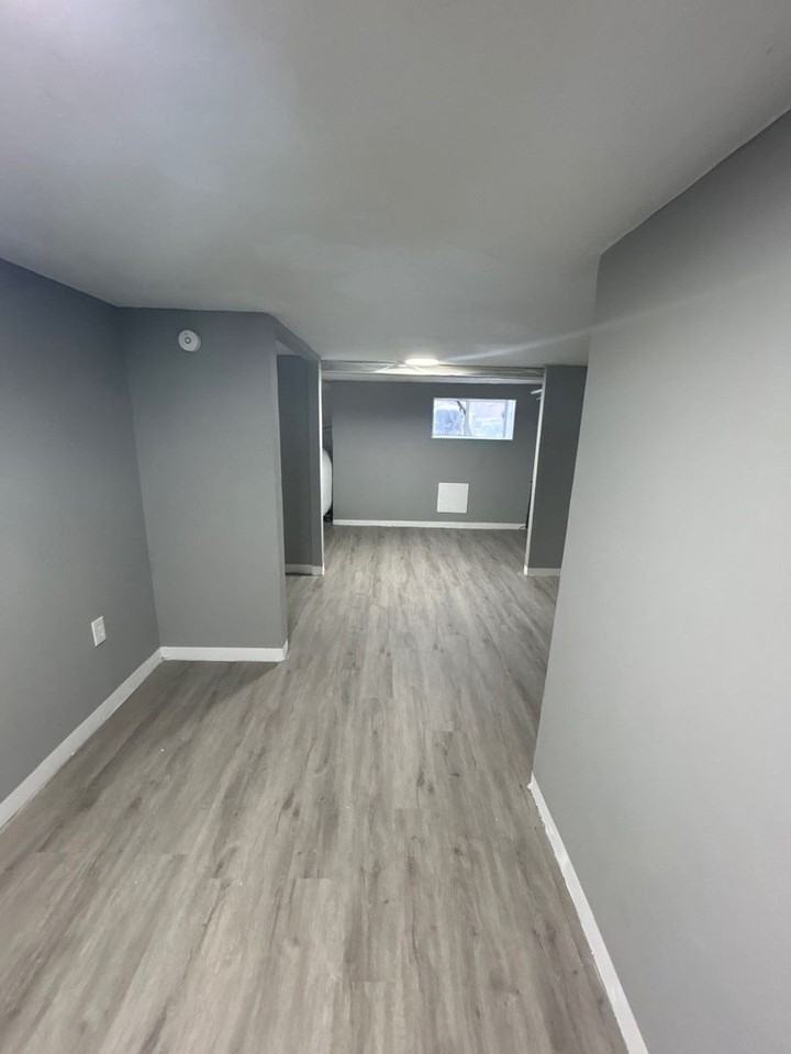 618 N Bouldin St - Photo 2 of 10