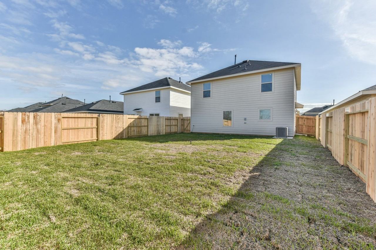 18927 Jasper Ridge Dr - Photo 7 of 37