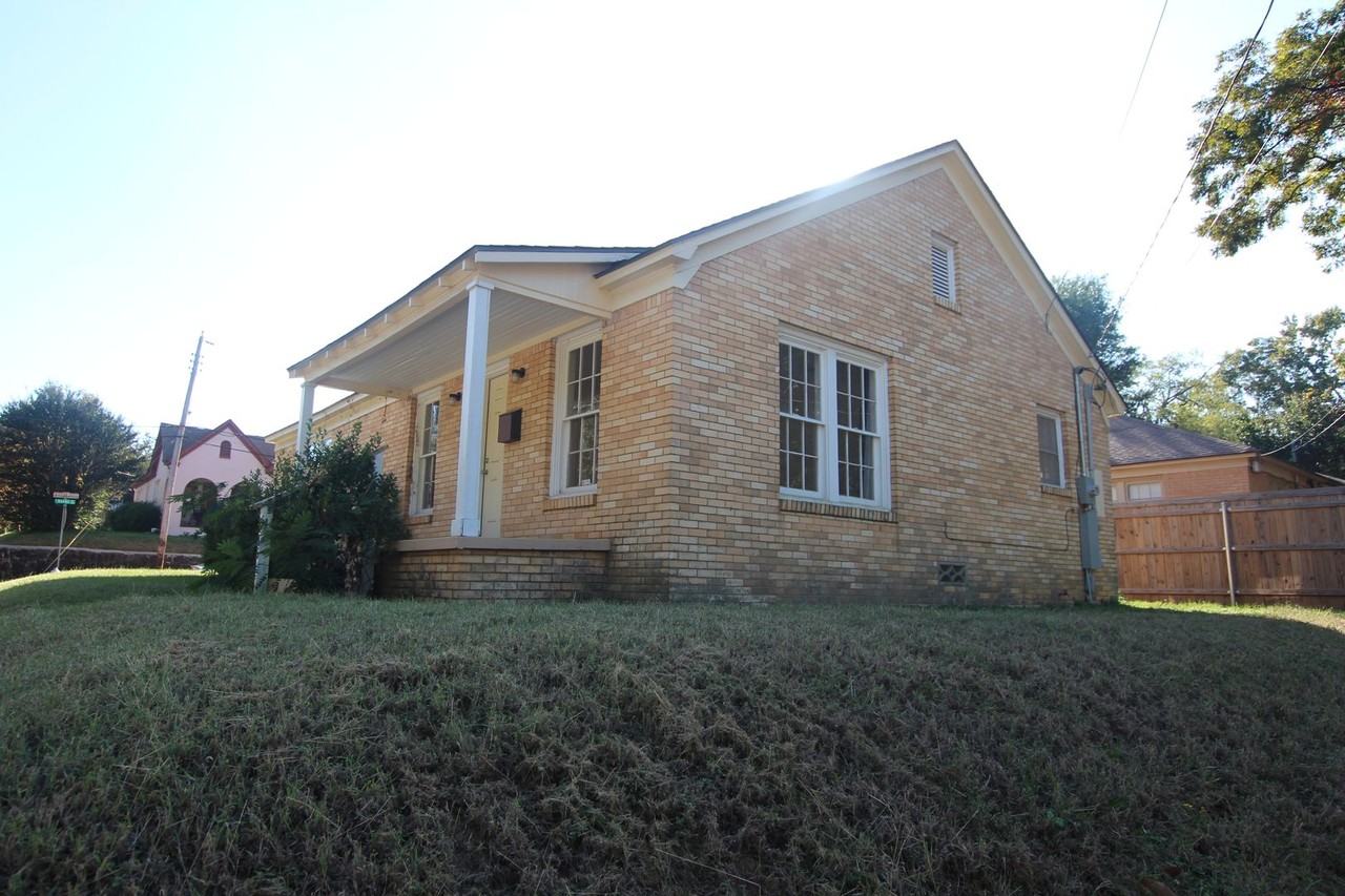 845 S Donnybrook Ave - Photo 2 of 25