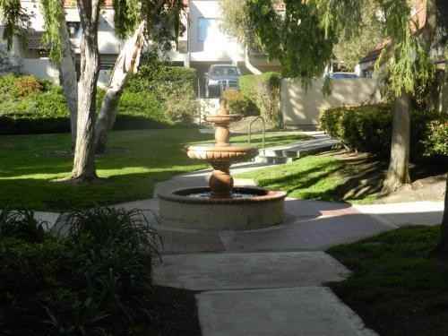 23 Aruba St - Photo 3 of 37