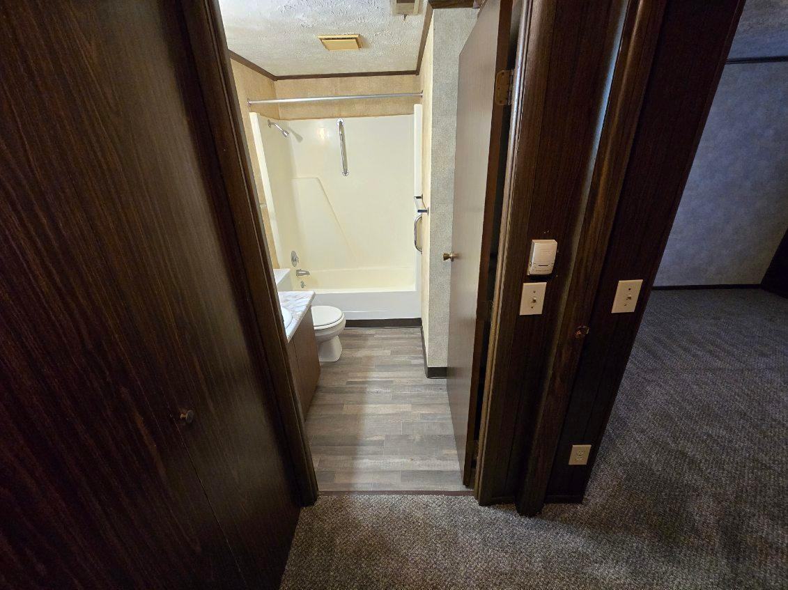 1637 Alameda Dr - Photo 2 of 11