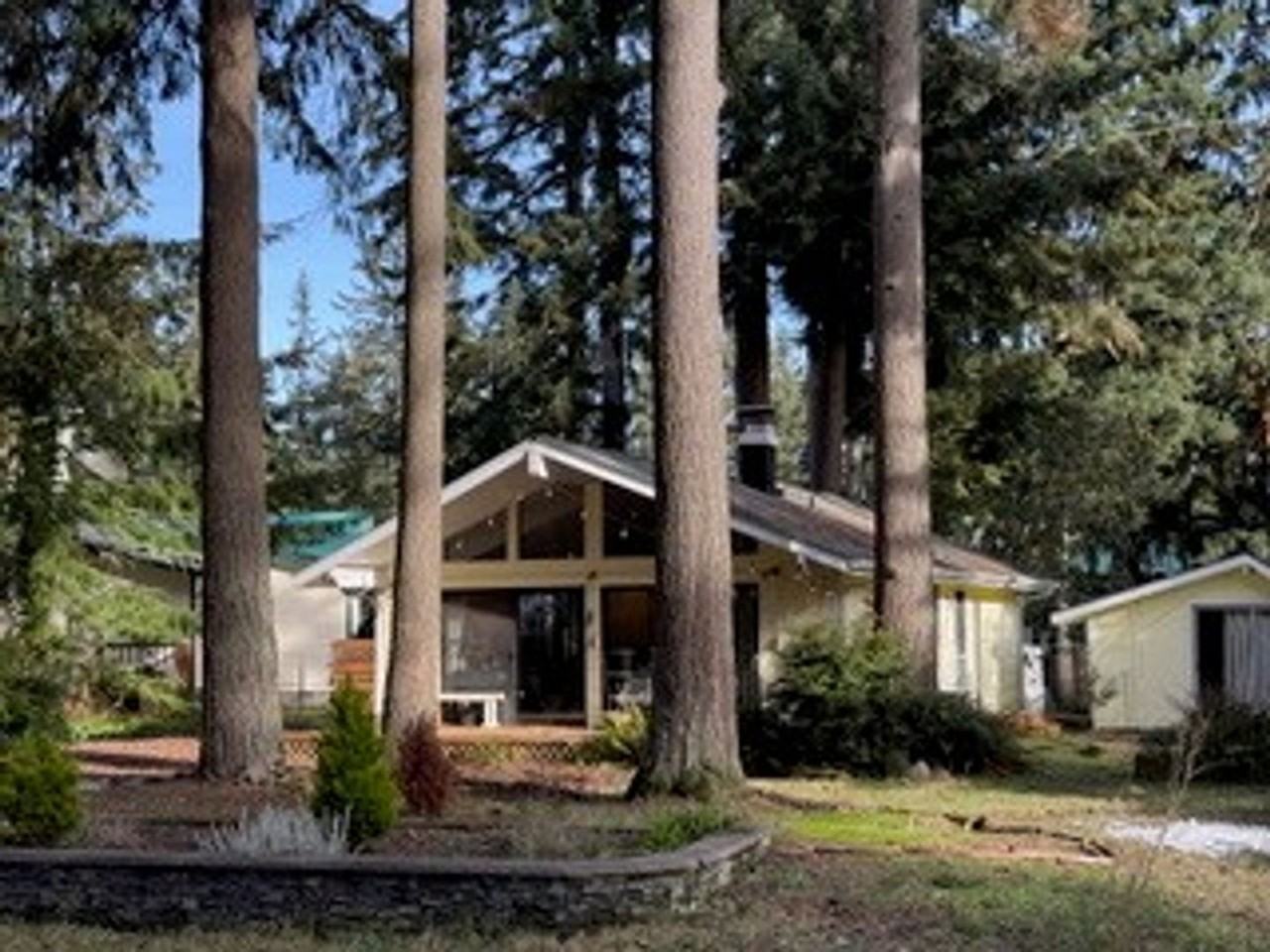 6131 Heather Dr - Photo 2 of 9