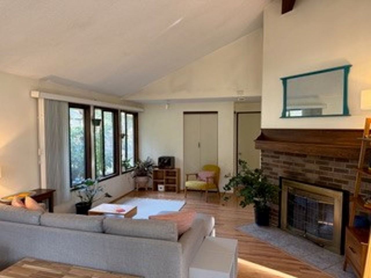 6131 Heather Dr - Photo 3 of 9