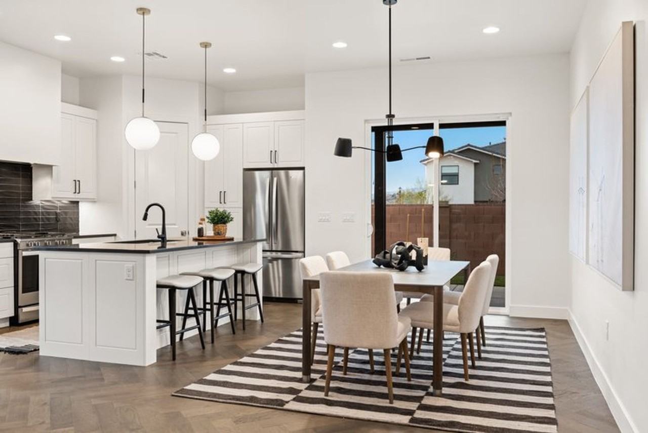 2803 E Snowberry Dr - Photo 4 of 16