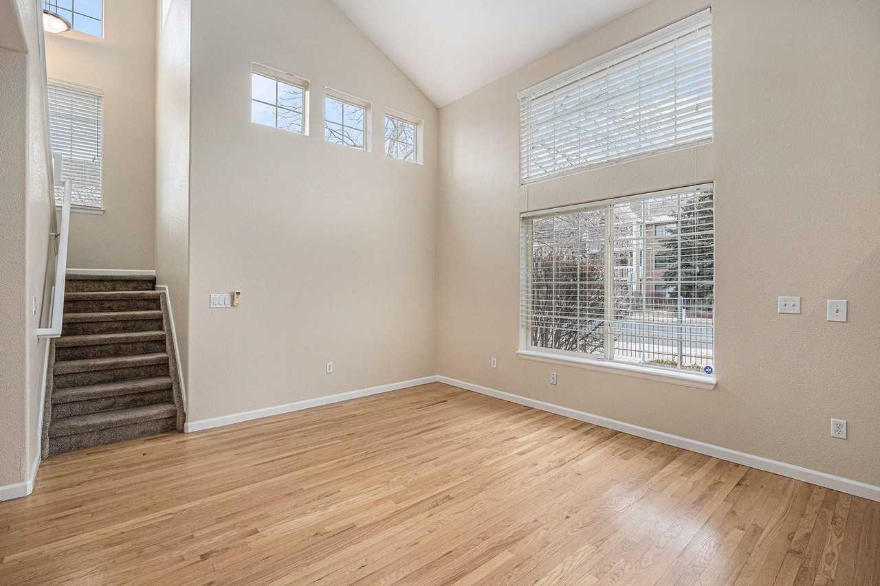 10050 E Gunnison Pl - Photo 5 of 25