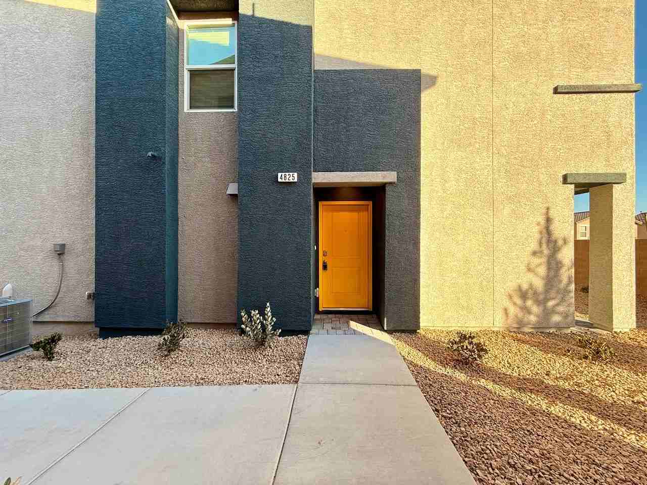 4825 Currant Ridge Ave - Photo 2 of 47