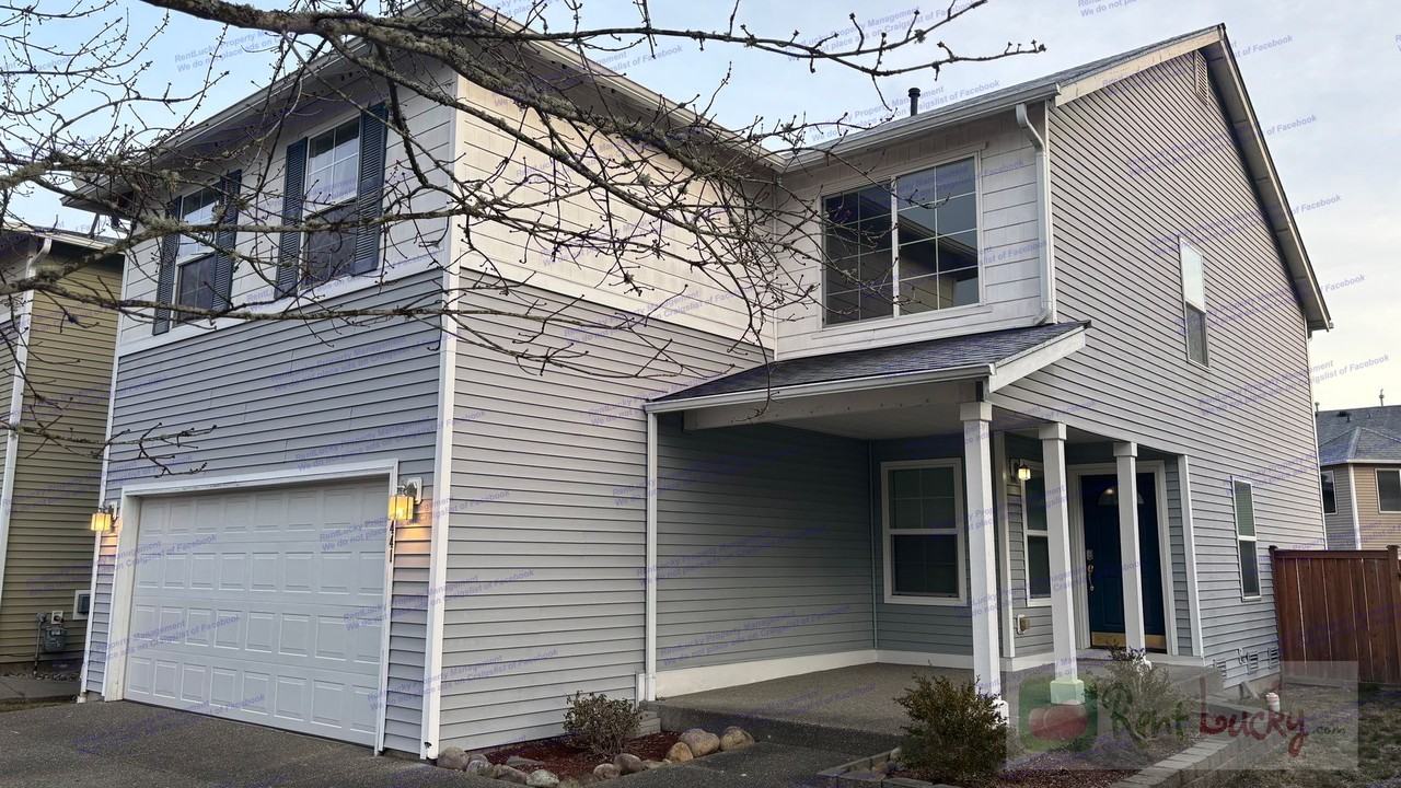 9441 Country Hollow Dr E - Photo 2 of 30