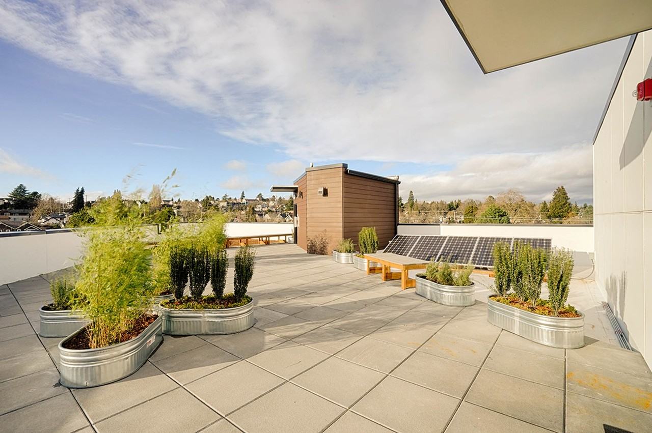 1240 Wallingford - Photo 4 of 5