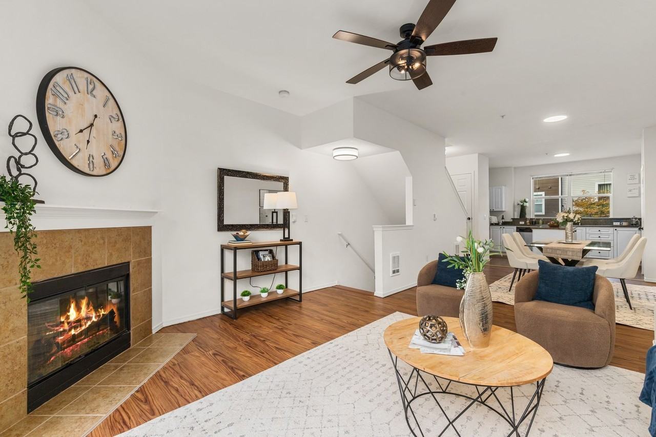 3116 164th St Sw - Photo 5 of 27