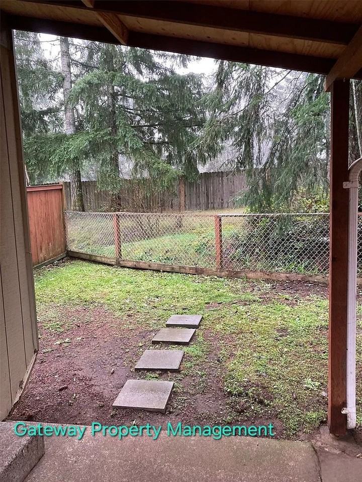 623 Firwood Ct - Photo 4 of 16