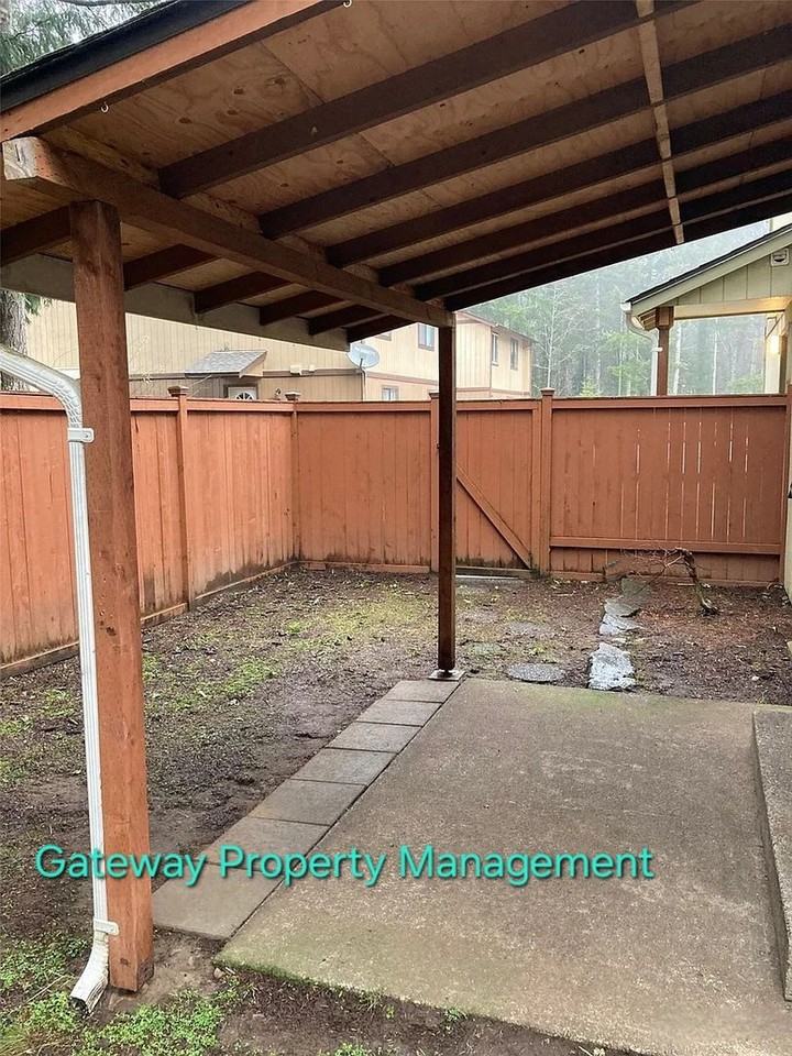 623 Firwood Ct - Photo 5 of 16