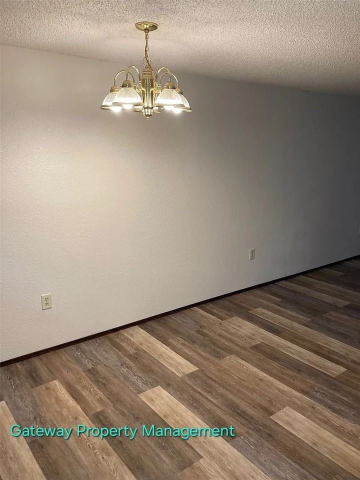 623 Firwood Ct - Photo 6 of 16