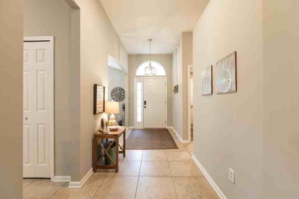 1627 Rustling Dr - Photo 3 of 40