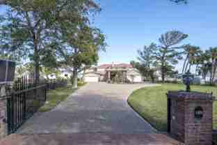 2301 S Palmetto Ave - Photo 1 of 1