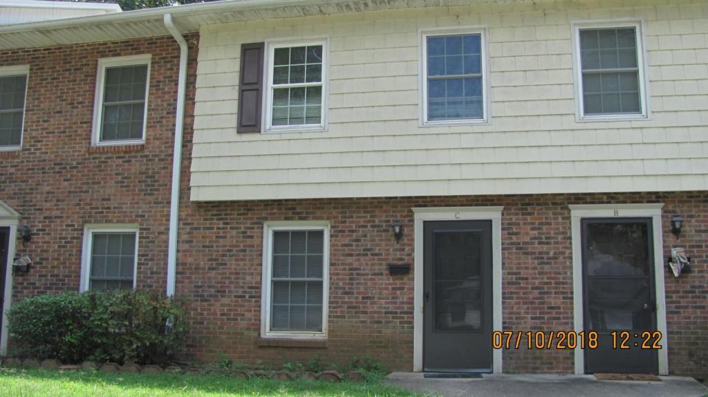 1016 Ebenezer Avenue Ext Apt C - Photo 2 of 16