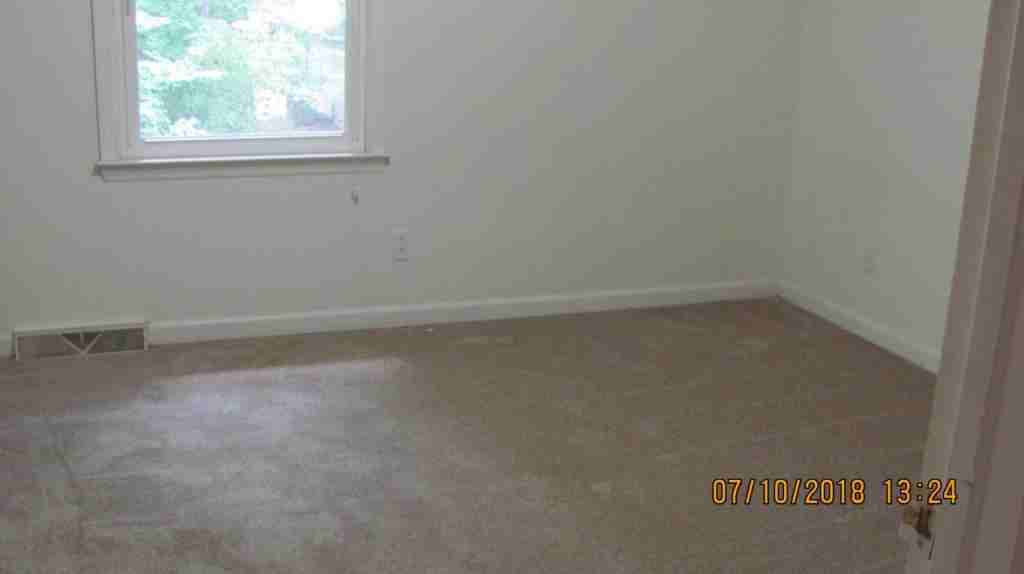 1016 Ebenezer Avenue Ext Apt C - Photo 6 of 16
