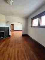 featured image of 1639 Knapp St