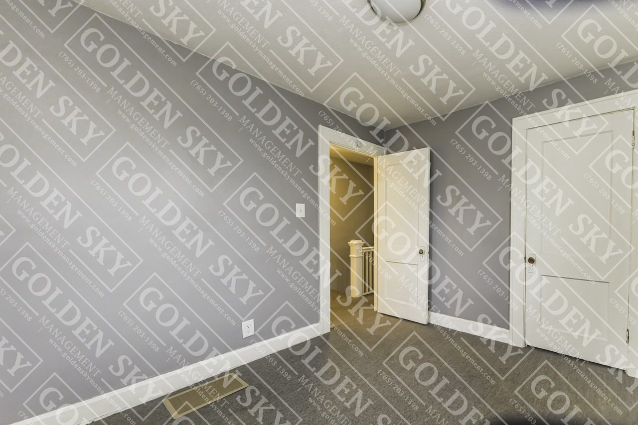 5131 Burgess Ave - Photo 3 of 11