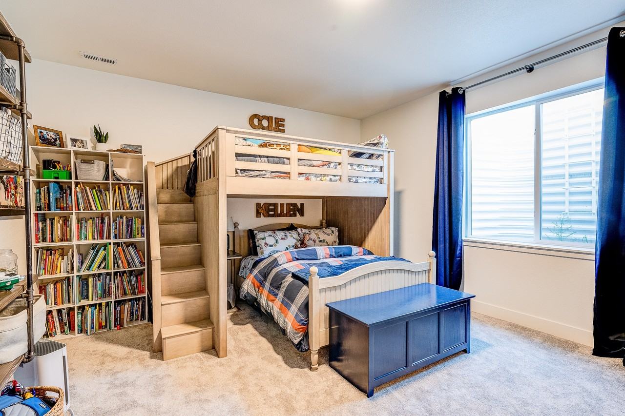 9061 Mahjong Ct - Photo 4 of 20