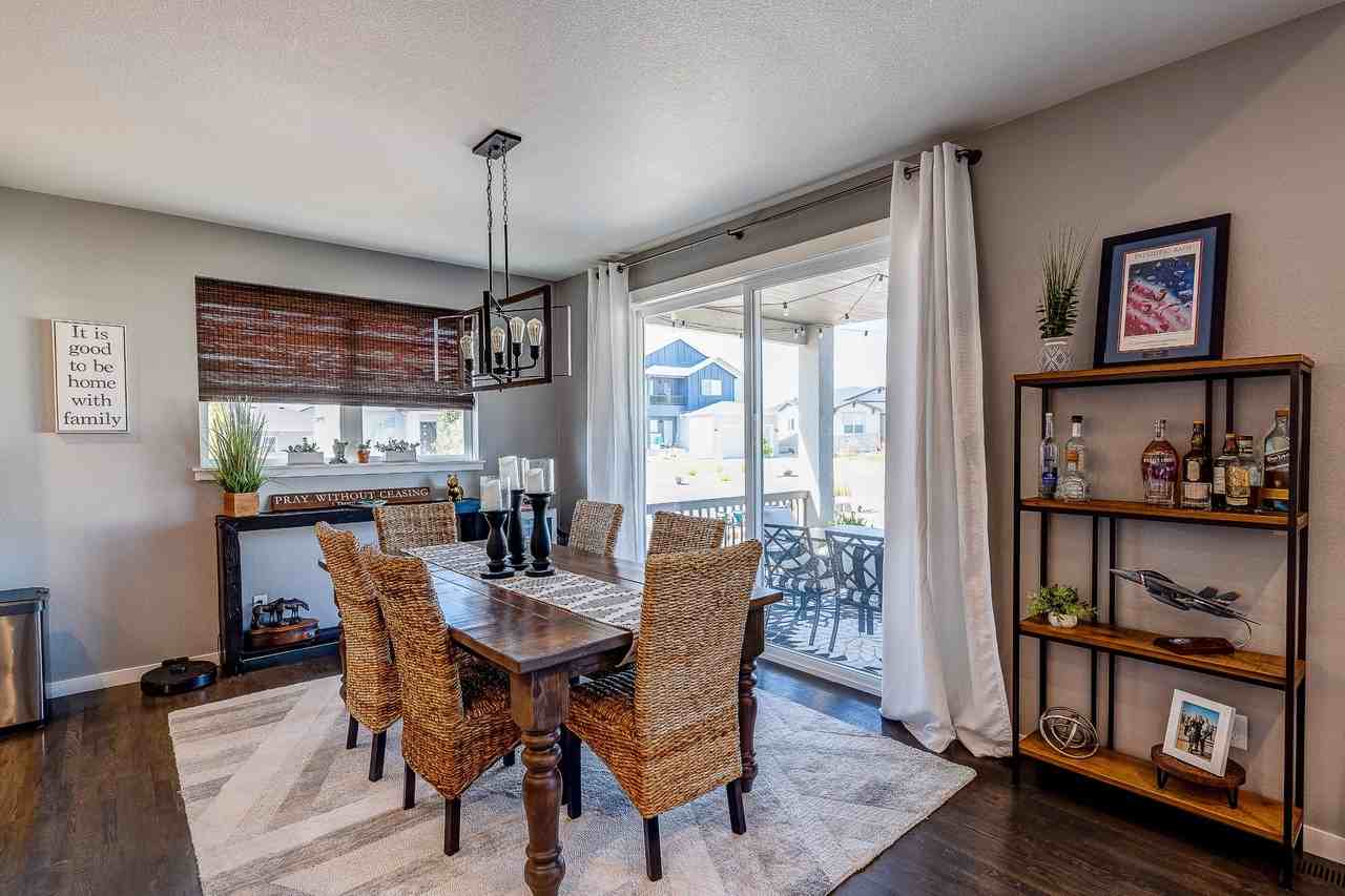 9061 Mahjong Ct - Photo 2 of 20